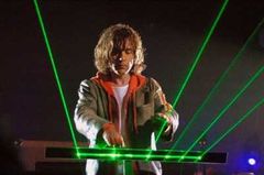 Jean Michel Jarre, oxygene in desert