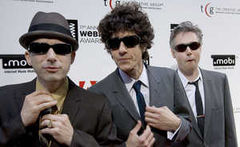 Beastie Boys spera sa lanseze albumul Hot Sauce... in septembrie