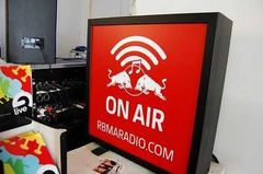 Red Bull Music Academy Radio Pop-Up Studio, Live la ADE