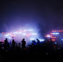 Galerie Foto si Video: Massive Attack in concert la Bucuresti
