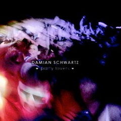 Damian Schwartz lanseaza albumul de debut 'Patry Lovers'