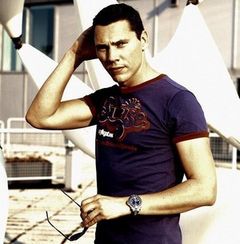 Tiesto revine cu doua show-uri in Romania