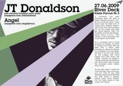 JT Donaldson mixeaza in Timisoara