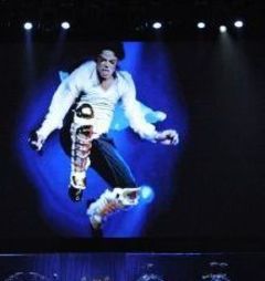 Milioane de telespectatori au vazut comemorarea lui Michael Jackson la TV