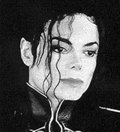 Parul lui Michael Jackson, transformat in diamante