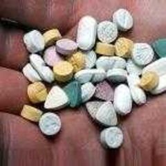 25 de britanici prinsi cu zeci de mii de pastile ecstasy in Ibiza