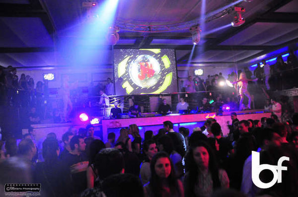 Poze Start A Party @ CLub Skye Iasi